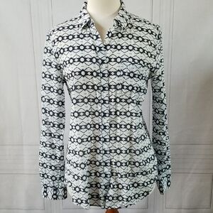 Hinge Geometric Print Button Down Top
